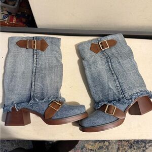 NNW miscall Demi boots with faux leather buckles, Size 9